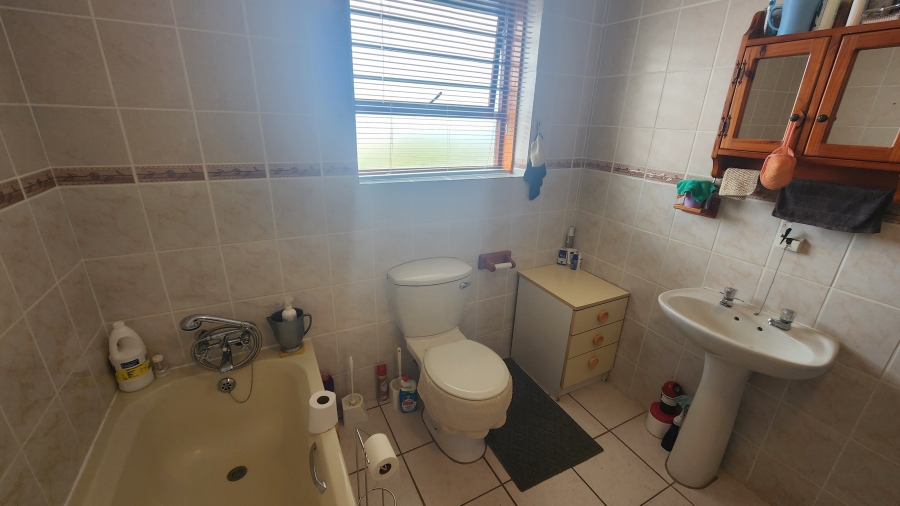 3 Bedroom Property for Sale in Dana Bay Western Cape